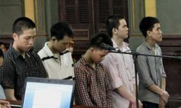 3 thiếu nữ bị 6 "yêu râu xanh" hiếp dâm tập thể