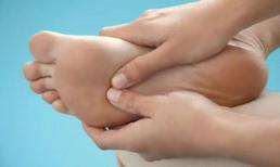 14 dấu hiệu bất thường ở chân cảnh báo bạn mắc bệnh hiểm