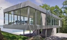 Biệt thự kính lửng lơ kiêu sa ngắm biển