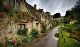 Tháng 5 - Chuyện tình Nắng, Phố và Mưa