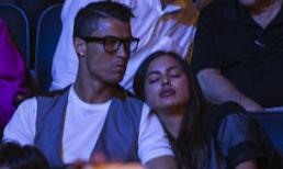 Bồ Ronaldo gà gật khi xem quyền anh cùng bạn trai