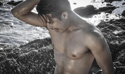 Trương Thế Vinh cởi phăng áo khoe body lực lưỡng