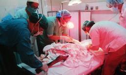 Trở về từ cõi chết sau khi "bị ma rừng ăn hết nội tạng"