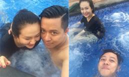 Vợ chồng Tuấn Hưng ôm nhau tình cảm dưới hồ bơi