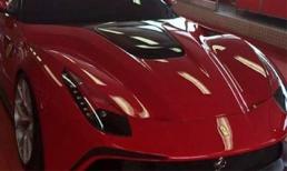 Lộ ảnh siêu xe F12 TVS đắt kỷ lục của Ferrari