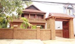 Cổng đá ong nghệ thuật: Nét quê khác người của đại gia