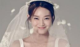"Hồ ly" Shin Min Ah khoe nụ cười "ngọt lịm" trong trang phục cô dâu