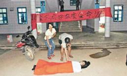 Học sinh bị thầy giáo đánh chết vì nói chuyện trong giờ học