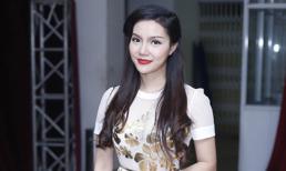 Ngọc Anh gầy "trơ xương" sau scandal mua giải