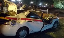 Hà Nội mưa dông dữ dội, cây đổ đè chết 1 người