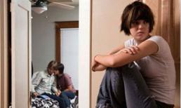 Sốc khi biết chồng thăng chức nhờ làm "trai bao"