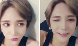 Chàng trai gây phản cảm vì trang điểm quá điệu đà