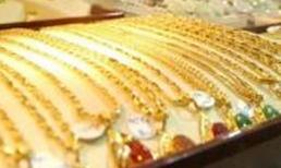Vàng trong nước ngược chiều thế giới