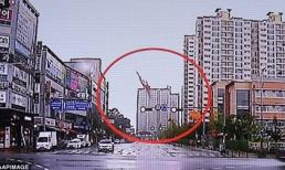 Khoảnh khắc kinh hoàng khi trực thăng Hàn Quốc rơi