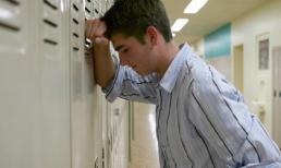 "Đừng kiếm tìm nữa, không có tình yêu trong giới này đâu"