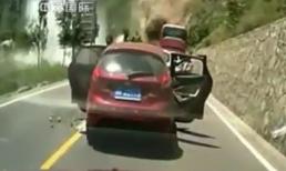 Kinh hoàng vụ sạt lở đá ở Trung Quốc