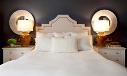 Ngó nghiêng chuyện tình duyên trong... phòng ngủ