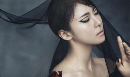 "Hoàng hậu Ki" Ha Ji Won khoe vẻ đẹp bí ẩn, ma mị trên tạp chí