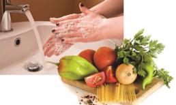 Mùa hè, dễ ngộ độc thực phẩm