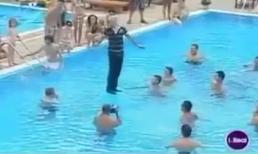 Sốc trước màn ảo thuật đi bộ trên nước