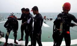 Phát hiện thêm nhiều mảnh vỡ máy bay QZ8501