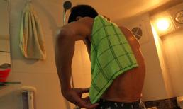 Thơ vui tặng lão chồng lười tắm