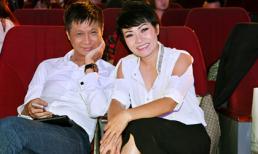 Phương Thanh ăn diện thanh lịch đi chấm thi