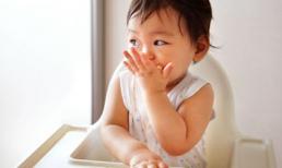 Lỗi phản tác dụng khi mẹ cho bé ăn chuối sai cách