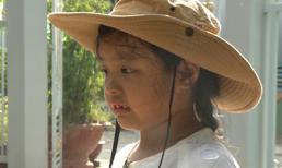 Con gái Thúy Hạnh - Minh Khang khóc sướt mướt vì bị lạc đường