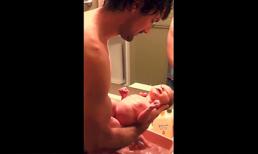 Người cha 'đảm' nhất quả đất