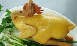 Mẹo hay để nhận biết gà bị bơm nước và thuốc nhuộm vàng