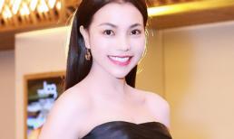 Trà Ngọc Hằng 'hút mắt' với đầm đuôi dài cầu kỳ