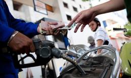 Xăng giảm mạnh gần 2.000 đồng/lít từ 16h chiều nay