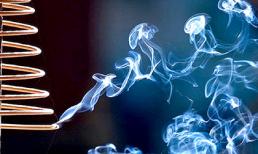 Nguy hại chết người từ khói hương bạn phải biết