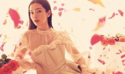 Lý Băng Băng 'đọ' vẻ diễm lệ, kiêu kỳ với hoa hồng