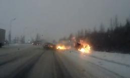 Tai nạn 'tóe lửa'