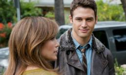 Jennifer Lopez khốn khổ với 'phi công trẻ'