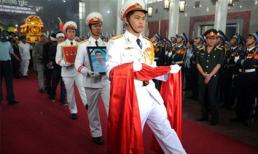 Đưa thi hài quân nhân về Nghĩa trang Bình Hưng Hoà