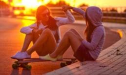 12 lý do để đón Valentine cùng... đứa bạn thân