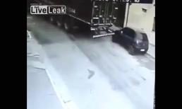 Màn trộm xe 'vô tình' nhất quả đất