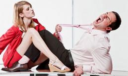 Thơ Tết gửi chồng trước giờ... bắn pháo hoa