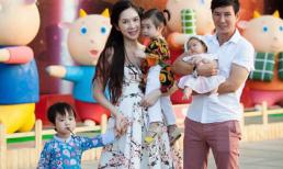 Gia đình Lý Hải 'dung dăng dung dẻ' dạo phố đón Tết