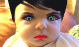 Bé trai kháu khỉnh bị mẹ trang điểm cực hài hước