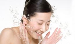 Mẹo rửa mặt để không bao giờ bị nếp nhăn, mụn trứng cá