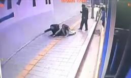 Hố tử thần nuốt chửng người đi bộ ở Seoul, Hàn Quốc