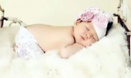 Clip em bé ngủ lúc chụp ảnh hút hơn 2 triệu lượt xem