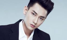 Isaac khoe vẻ điển trai 'chết người' từ mọi góc độ