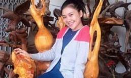 Hot girl Tam Triều Dâng được bố tặng ghế gỗ trăm triệu