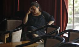 Siu Black nghẹn ngào xin lỗi bạn bè, đồng nghiệp