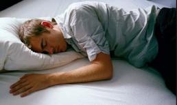 Ngủ nhiều làm tăng nguy cơ đột quỵ?